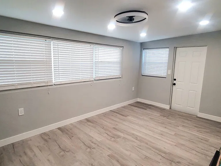 3438 Rosefield Dr — Photo 10