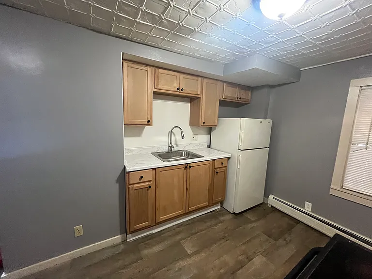 14 Joy St #1 — Photo 2