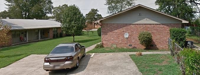 1st image of 4611 N Magnolia St
