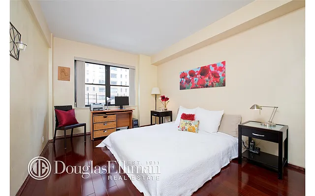 Sold by Douglas Elliman | media 10