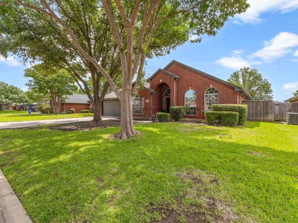 1520 Hampton Dr, Mansfield, TX 76063