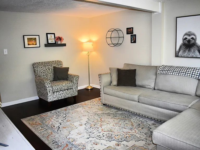 8169 Dark Den Cir — Photo 4