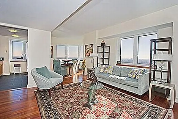 Rented by Evans Real Estate | media 21