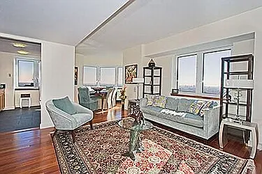 Rented by Evans Real Estate