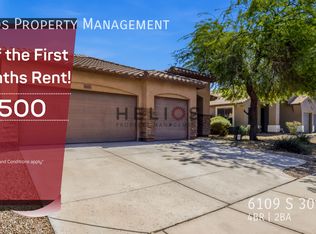 6109 S 30th Dr, Phoenix, AZ 85041