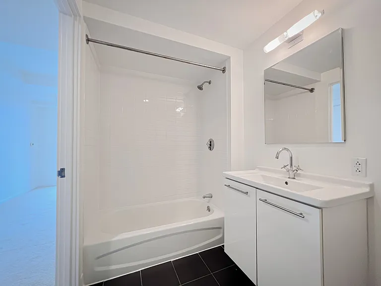 2 Earhart St #823 — Photo 10