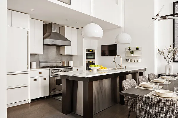 Sold by Corcoran | media 21