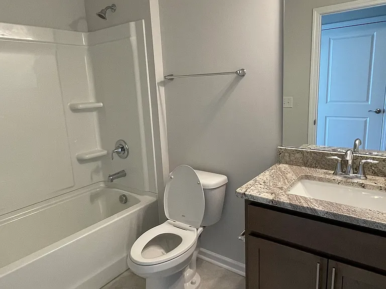 Full Bath (Second Floor)