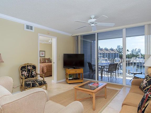 3rd image of 2115 Windward Way APT 205