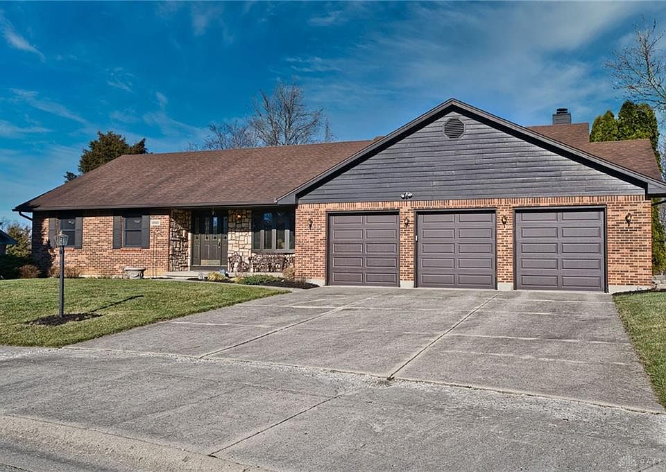 1st image of 1833 Ashley Dr
