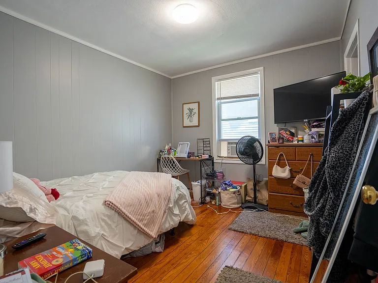 40 Newcastle Rd #1 — Photo 15