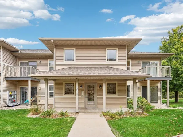 2812 Pleasant View Road #102, Middleton, WI 53562