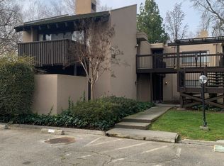 708 Woodside Ln E UNIT 2, Sacramento, CA 95825