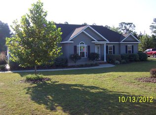 104 Elizabeth Dr, Tifton, GA 31793