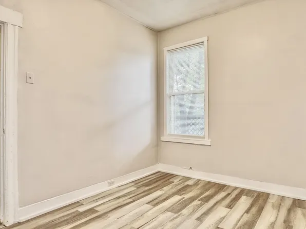 112 Randolph Avenue image 9 of 16