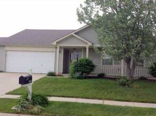 9616 Frontier St, Fishers, IN 46038