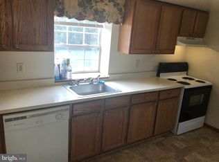 7738 Overhill Rd, Glen Burnie, MD 21060