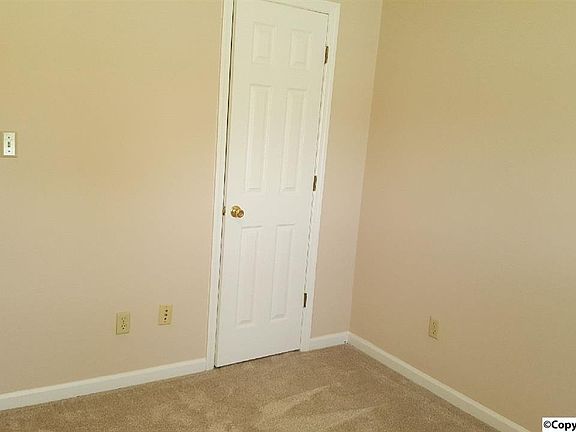 4th image of 113 Portal Ln