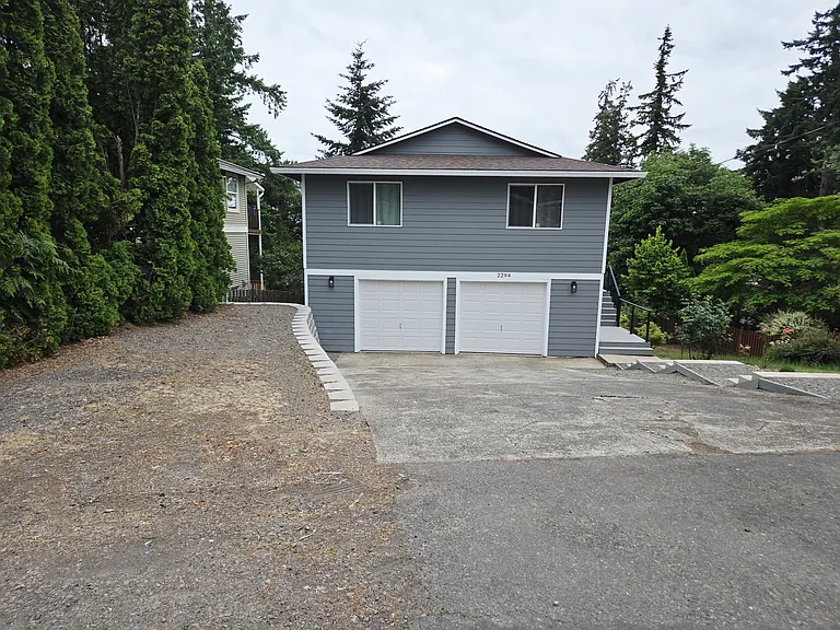 2294 Long St — Photo 1