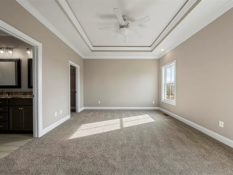 457 Adalynn Cir — Photo 9