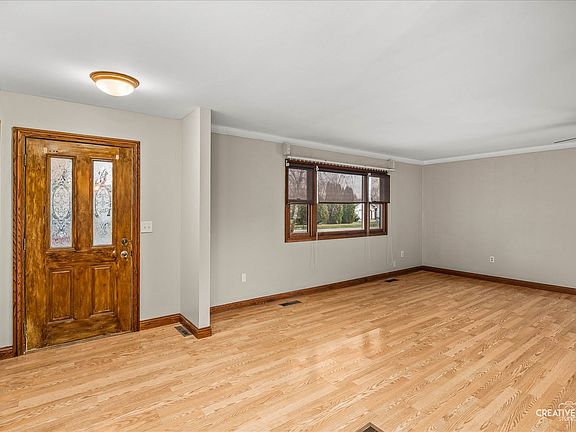 2nd image of 1652 Hilda Dr