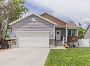 194 Douglas St, Ogden, UT 84404