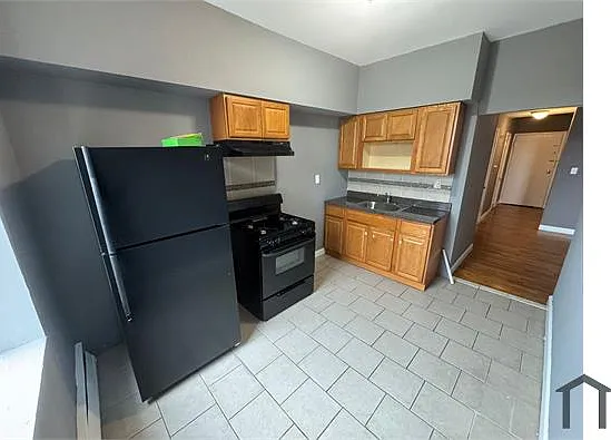 246 Roseville Ave #B4 — Photo 1