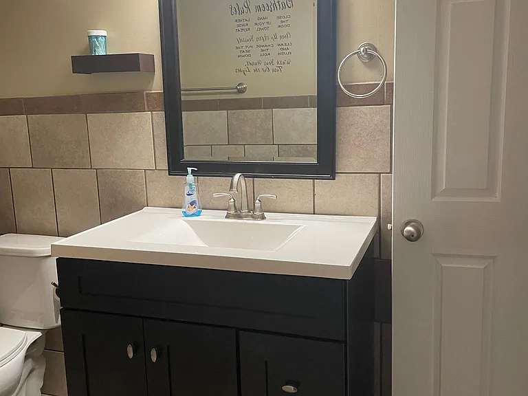 302 Williamsburg Ln — Photo 19