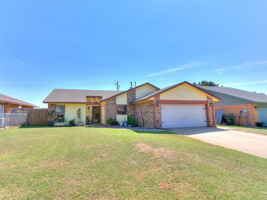 2112 W Rockypoint Dr, Edmond, OK 73003