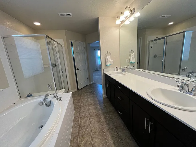3233 Anika Dr — Photo 23