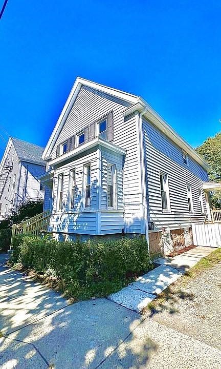 1st image of 229 North St