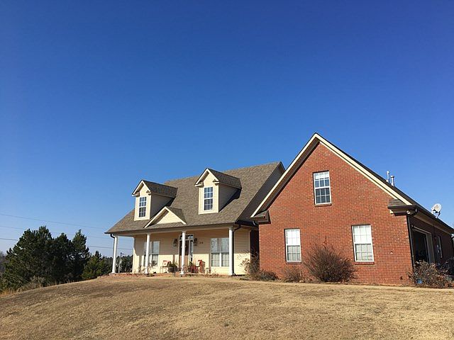 1st image of 328 Lakes Dr N