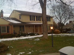 5882 Hunters Gate, Troy, MI 48098