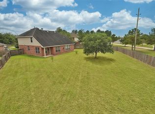 9526 Tartan Manor St, Spring, TX 77379