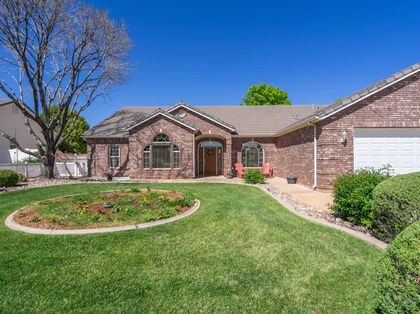 3734 W Mitchell Dr, Santa Clara, UT 84765