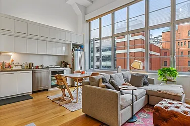 Rented by Nest Seekers International