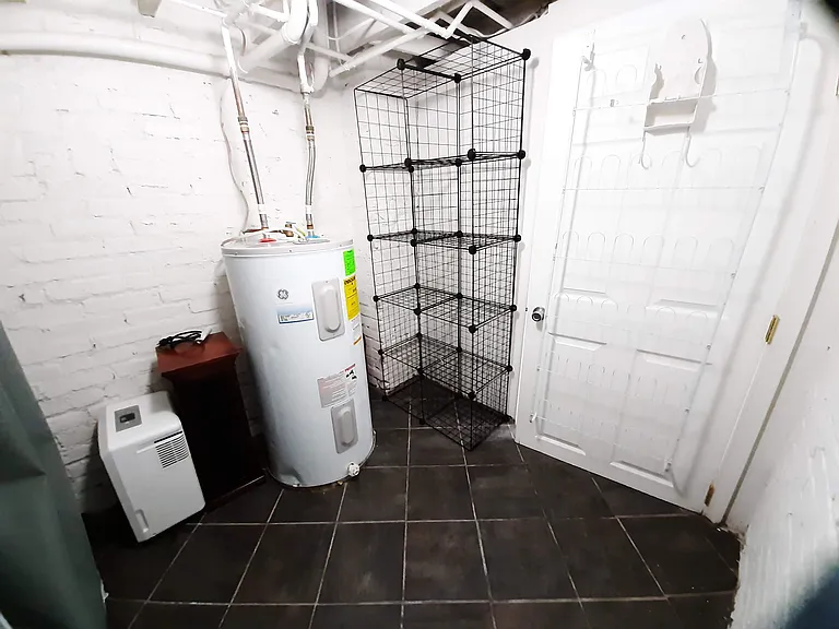 2735 Sherman Ave NW — Photo 12