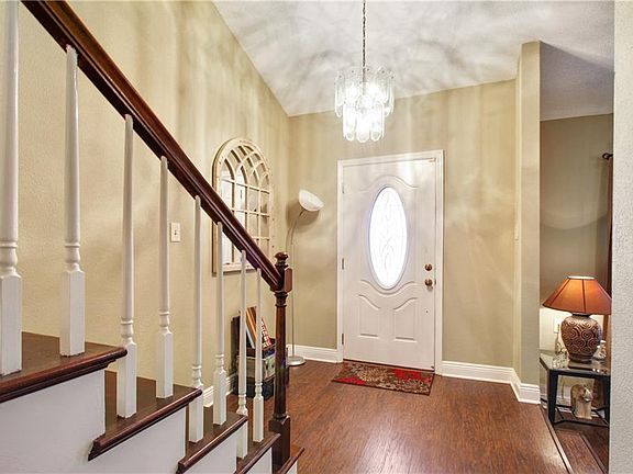 2nd image of 1516 Alison Dr