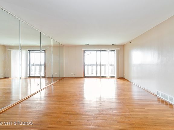 4th image of 10420 Circle Dr APT 45B