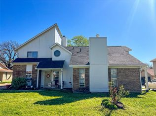 2119 Stone Moss Ln, Grapevine, TX 76051