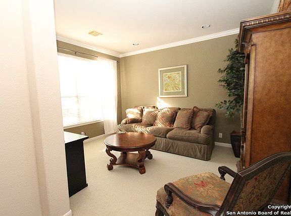3rd image of 9614 Segovia St