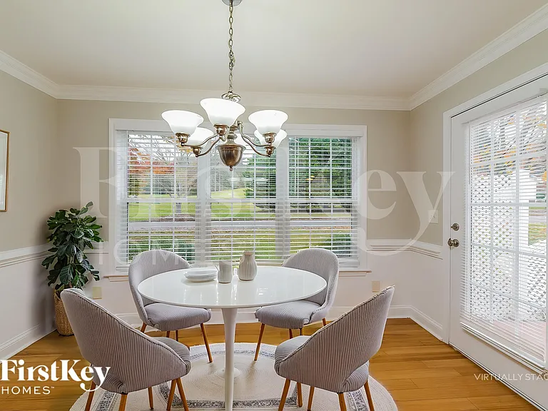 5819 Willowdale Dr — Photo 7