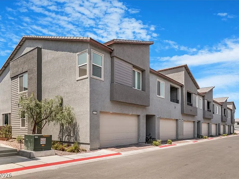 1529 Eva Crossing Pl — Photo 29