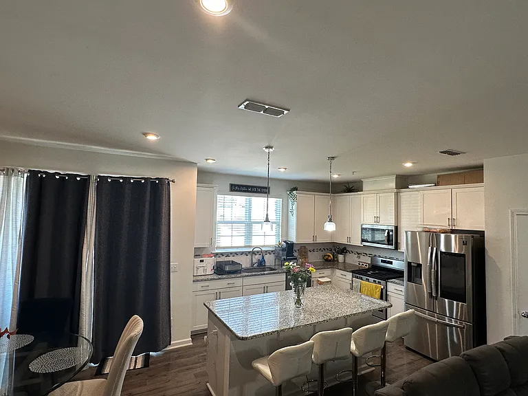 1425 Hopedale Dr — Photo 8