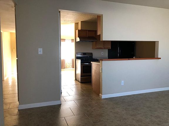 5th image of 10663 Cardigan Dr