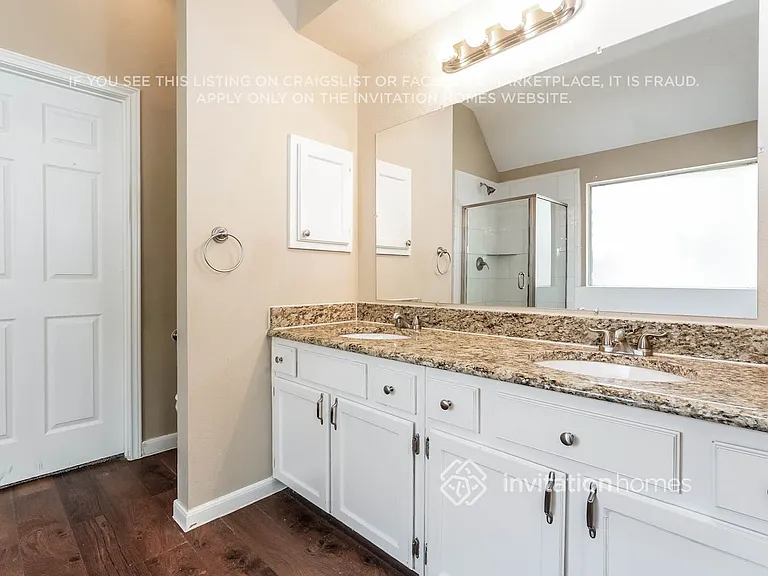 553 Mercer St — Photo 14