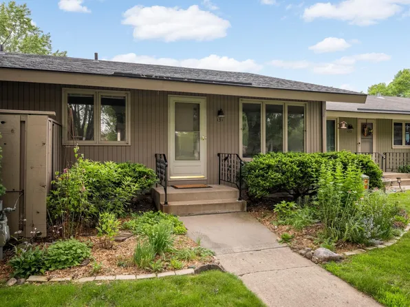 131 Windsor Ct, New Brighton, MN 55112