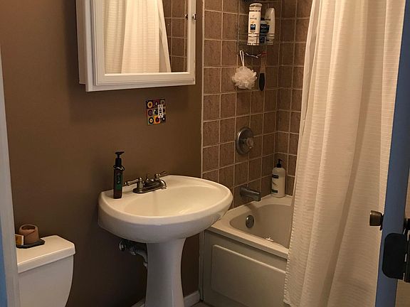 5th image of 5926 N Paulina St #1/2-3