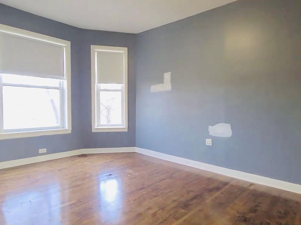 1st image of 1656 N Keeler Ave #3