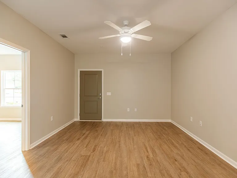1023 W Gordon St #B3 — Photo 7